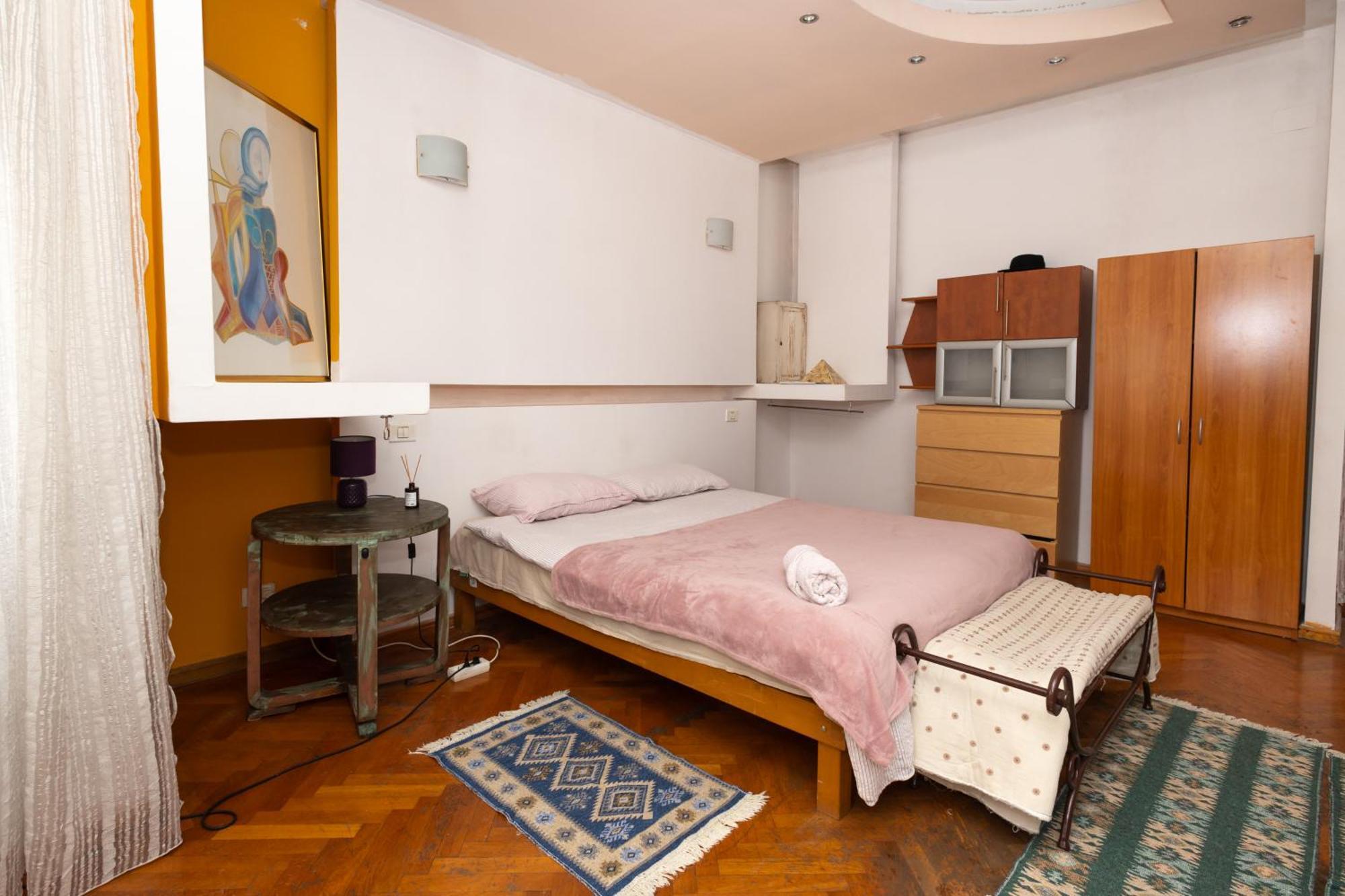 Shared Retro Vintage Luxury Apartment Bukurešť Exteriér fotografie