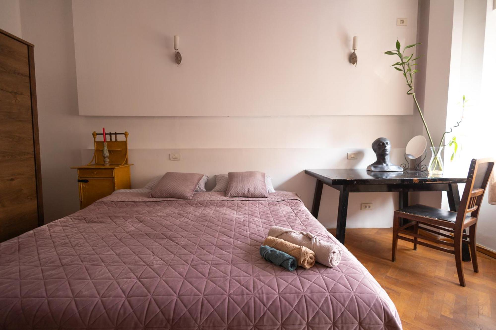 Shared Retro Vintage Luxury Apartment Bukurešť Exteriér fotografie
