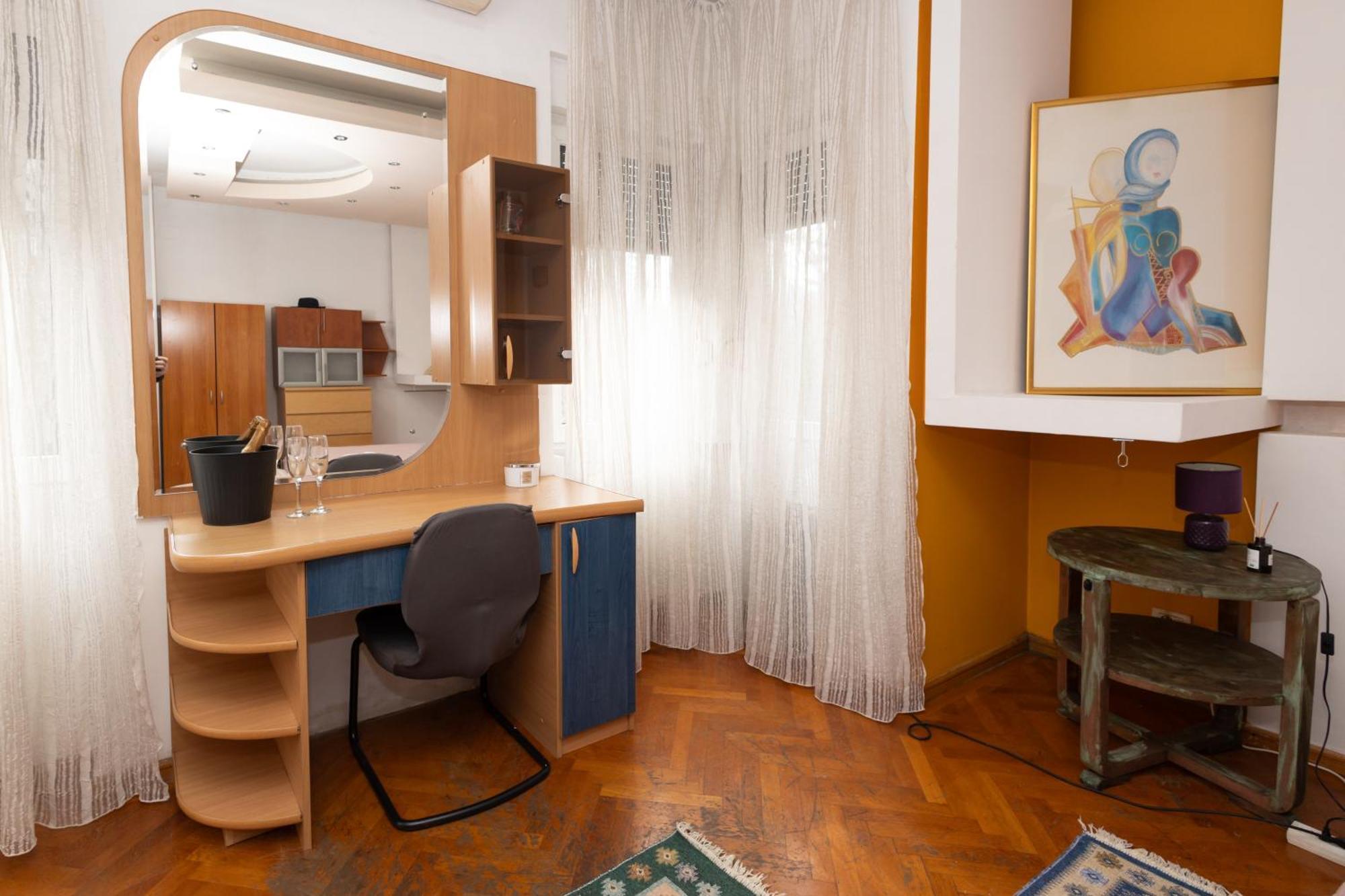 Shared Retro Vintage Luxury Apartment Bukurešť Exteriér fotografie
