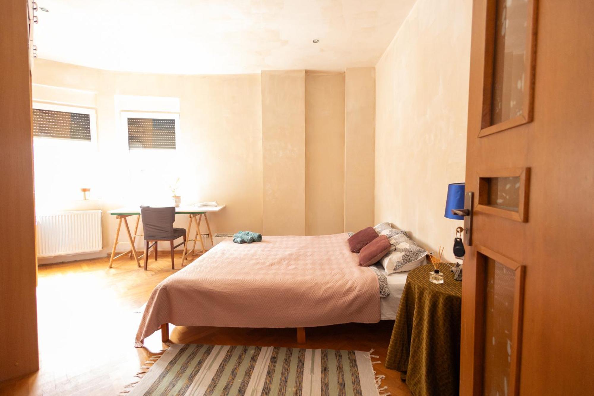 Shared Retro Vintage Luxury Apartment Bukurešť Exteriér fotografie